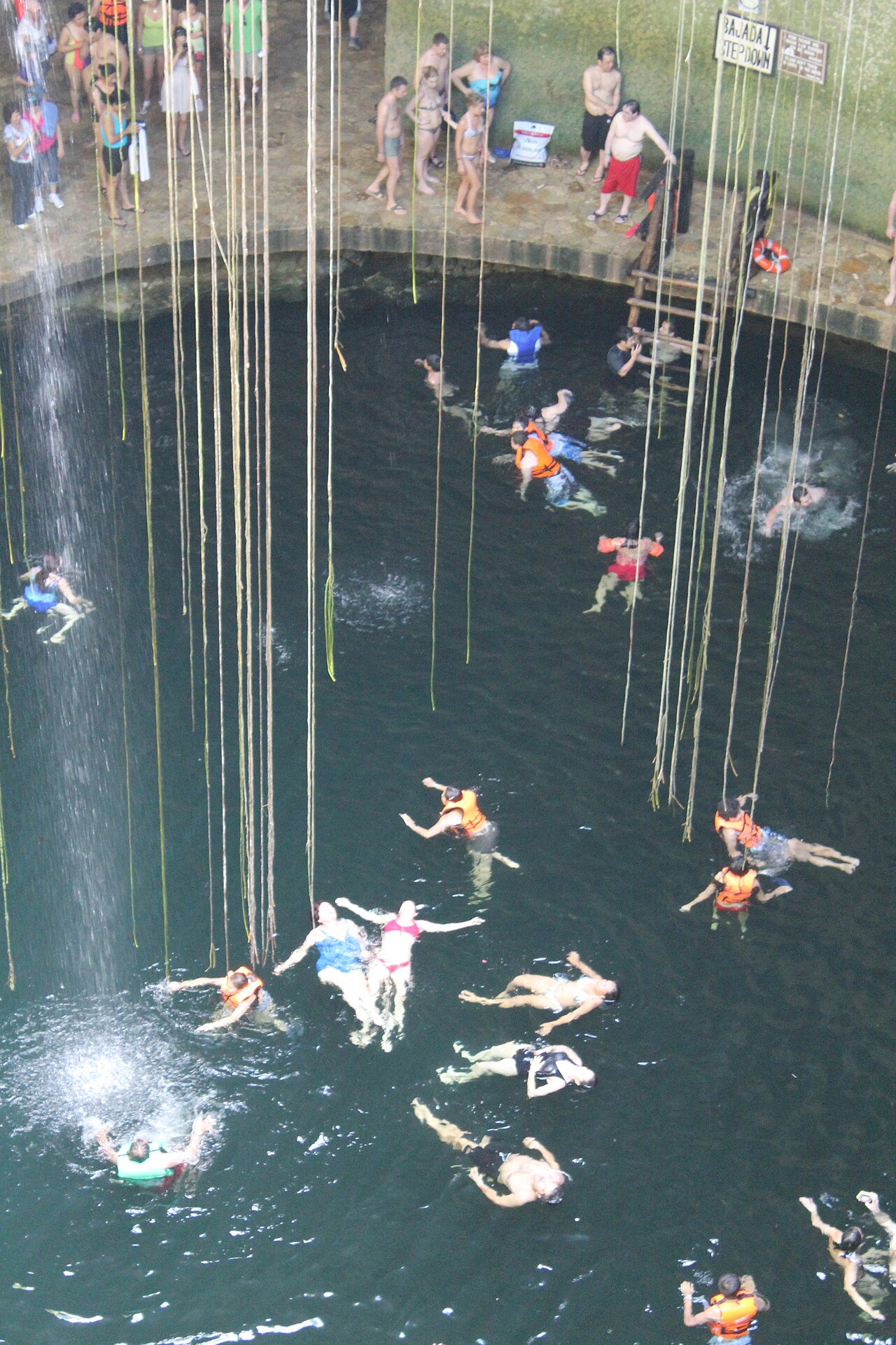 Cenote Ik Kil