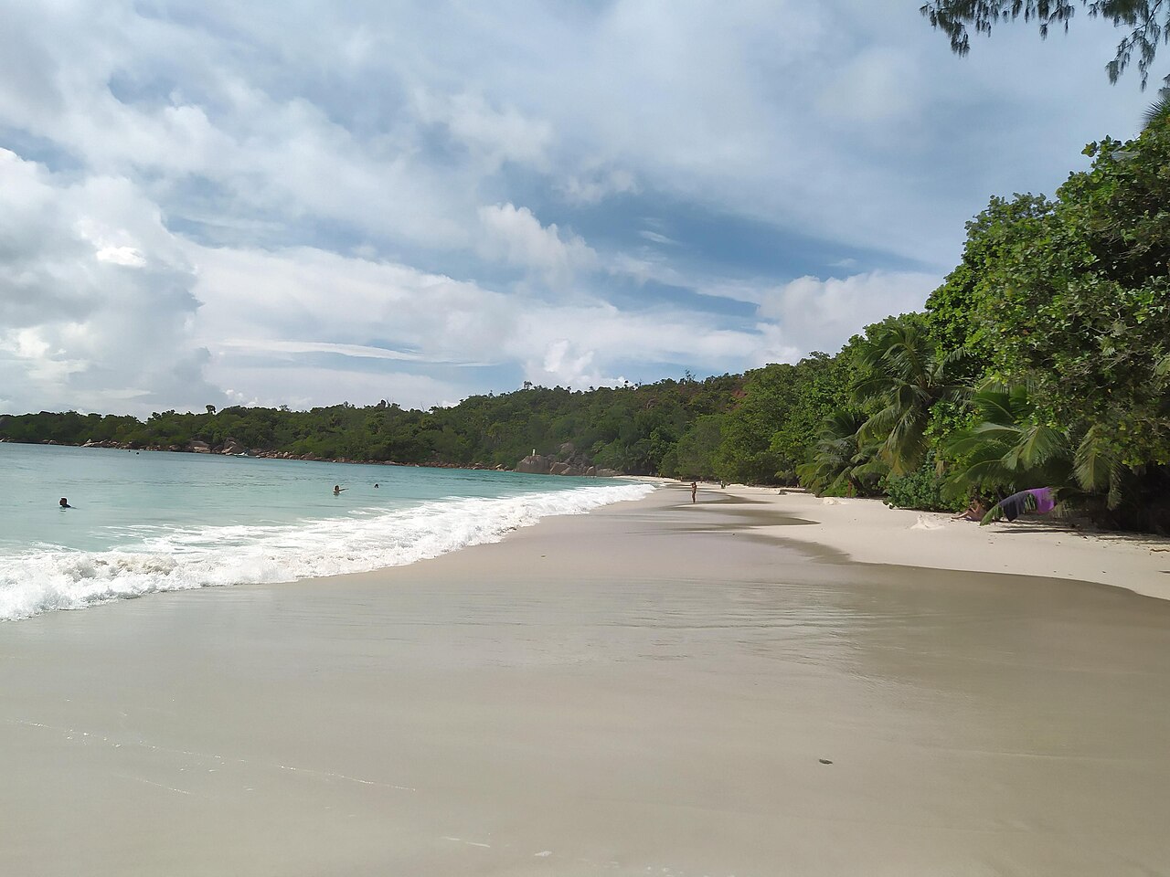 Anse Lazio